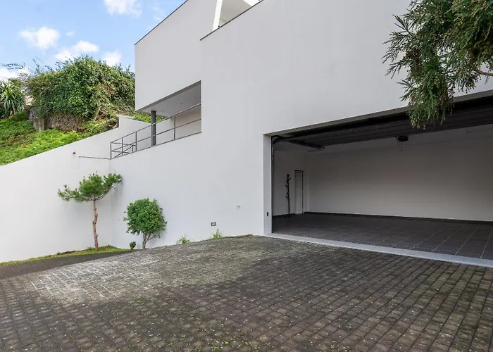 Jamboeiro By Lovelystay * Funchal (Madeira)